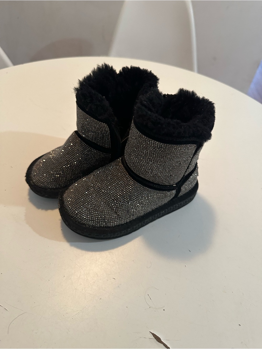 Girls' Sparkle Faux-Fur Winter Boots in Black